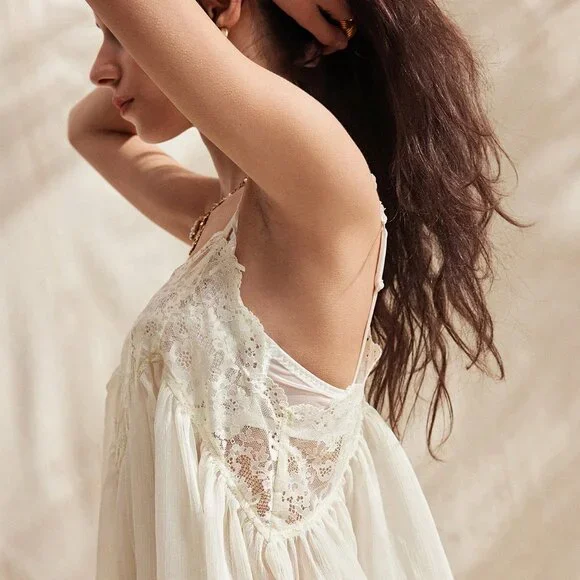 Apricot Boho Women's Elegant Romantic Lace Patchwork Loose Tank Top - Picture 6 of 8